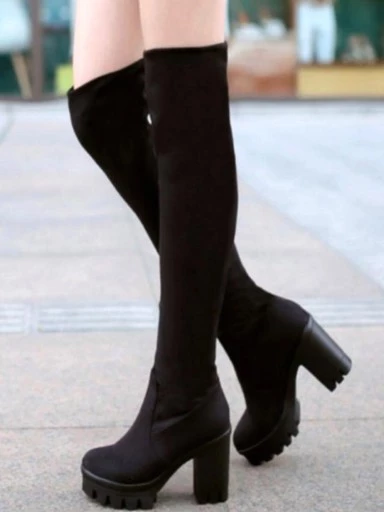 Cute long hotsell black boots